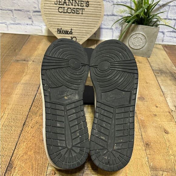 Size 16 - Air Jordan 1 Mid Alternate Think 16
Pre owned condition - Picture 9 of 10